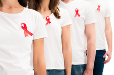 Światowy Dzień AIDS. Jak zapobiegać wirusowi HIV?