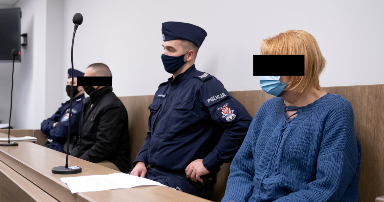 Bity 10-latek sam zgłosił się na policję. Ruszył proces jego matki i ojczyma