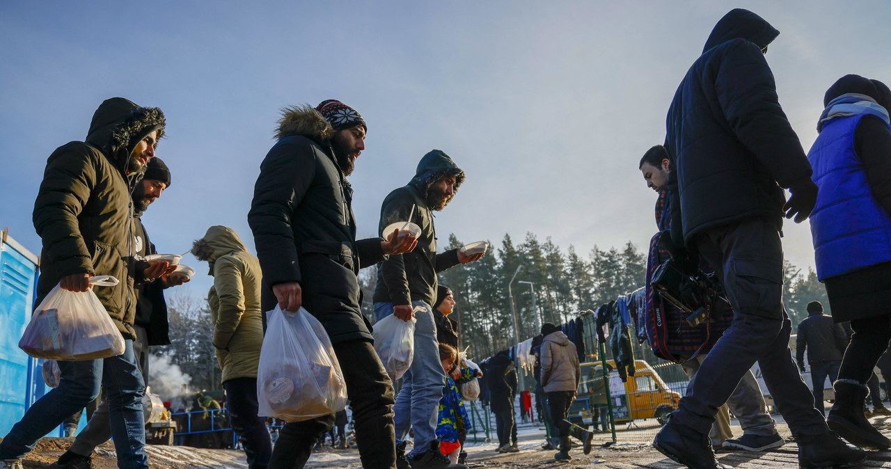 Rząd spodziewa się ruchu migrantów z Afganistanu. „Setki tysięcy”
