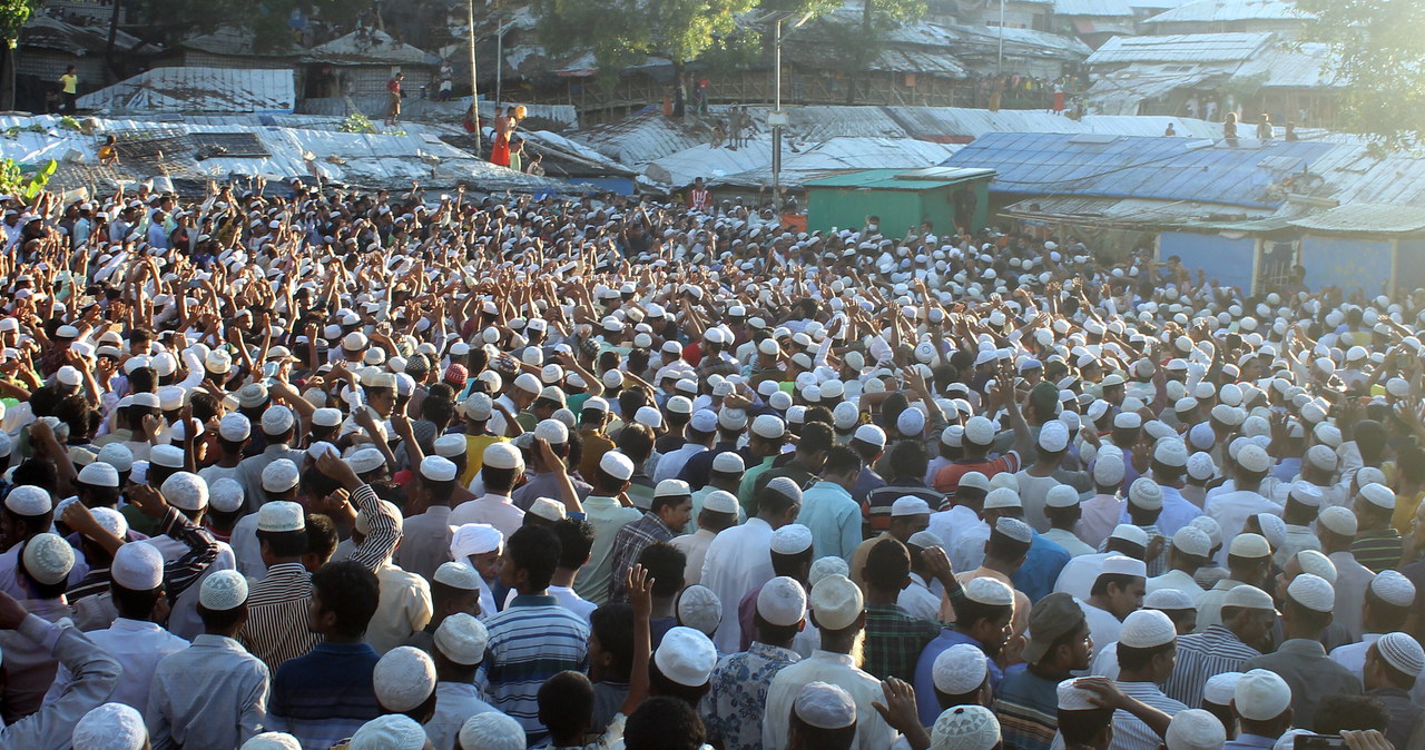 Uchodźcy z ludu Rohingja pozywają Facebook. Chcą 150 mld dolarów