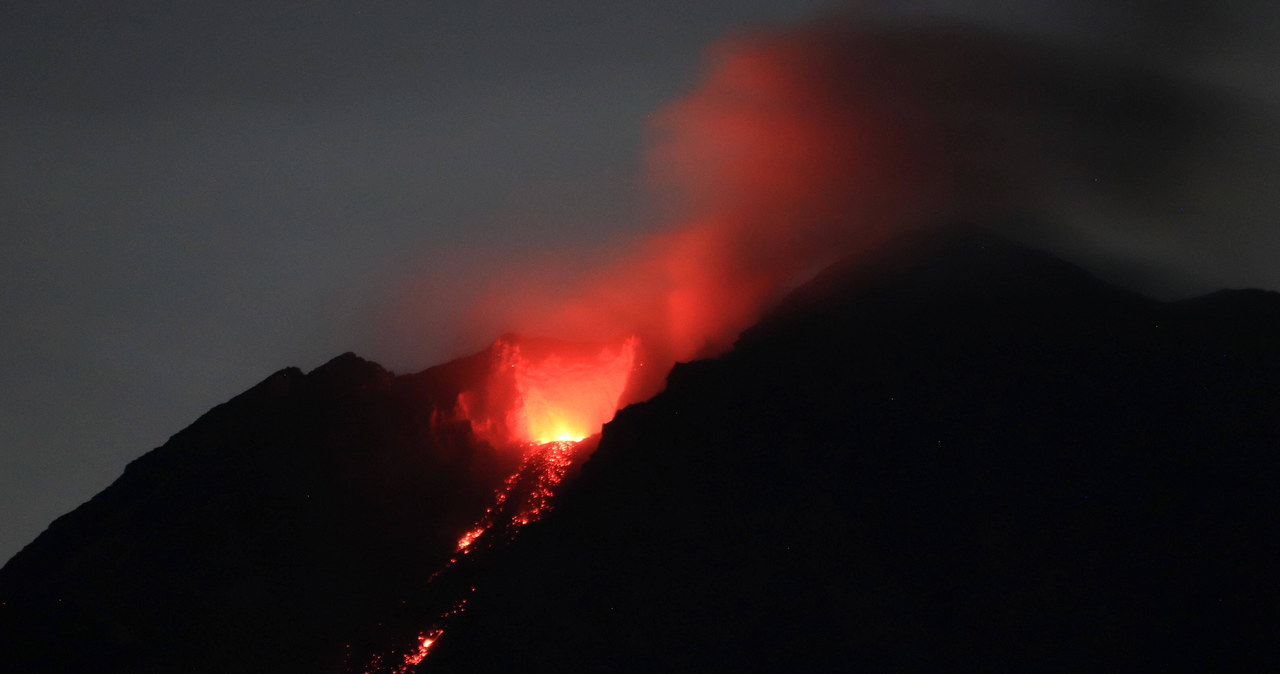 Erupcja wulkanu Semeru. Rośnie liczba ofiar