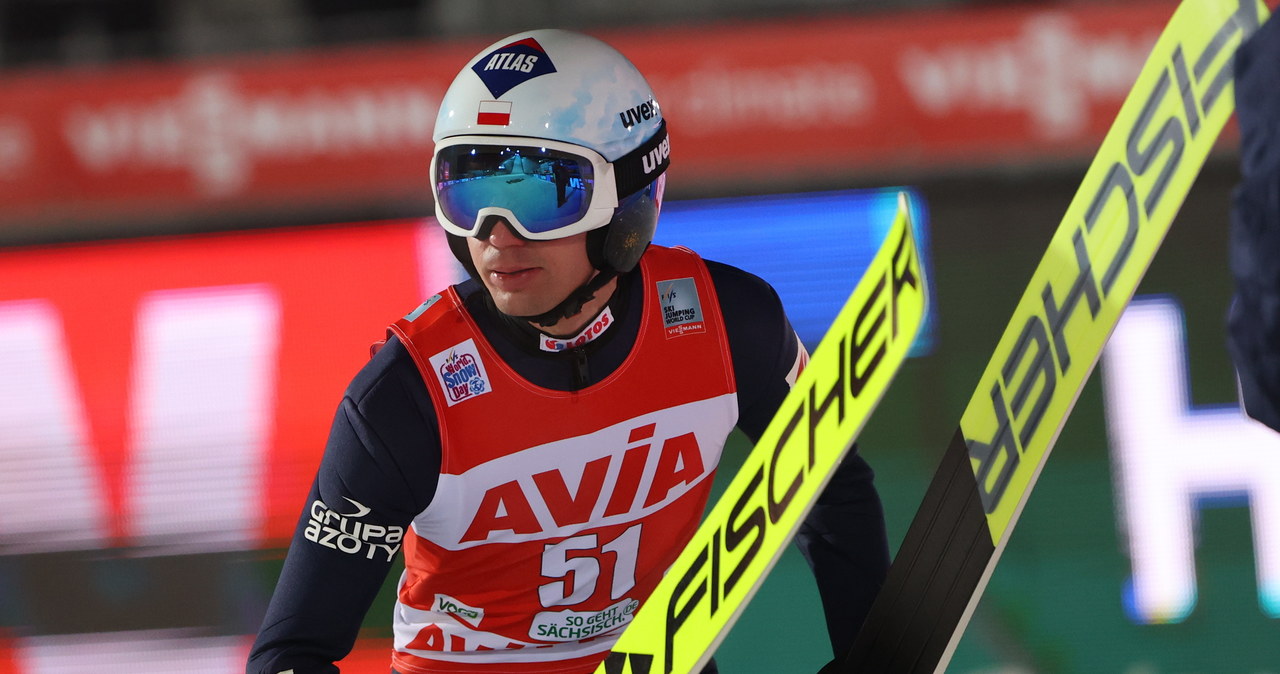 PŚ w skokach: Czterech Polaków w konkursie, Stoch trzeci w kwalifikacjach