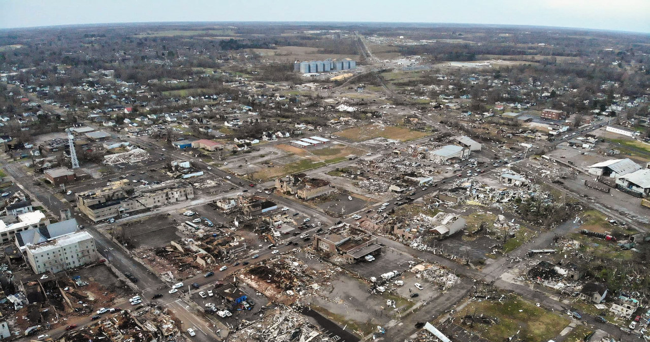 Potężne tornado w USA. Zginęło co najmniej 79 osób