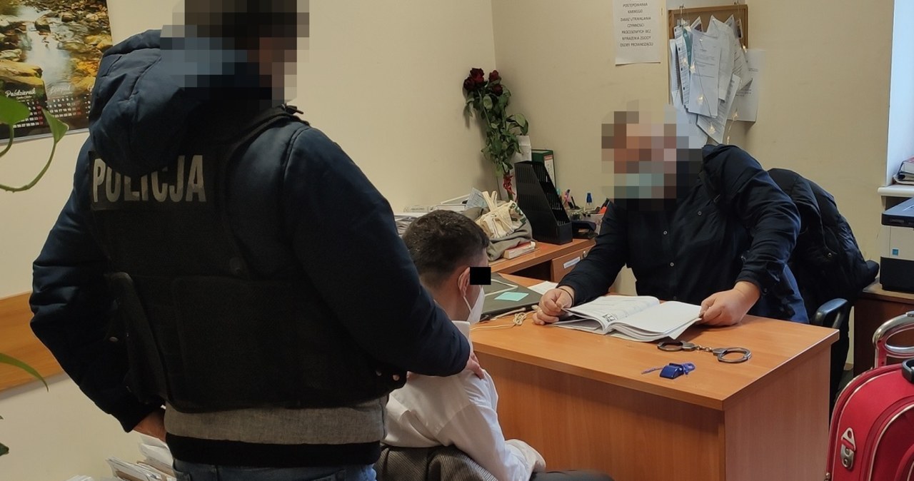 Małżeństwo ze Słowacji okradło w Łodzi seniora. Wpadli w Krakowie