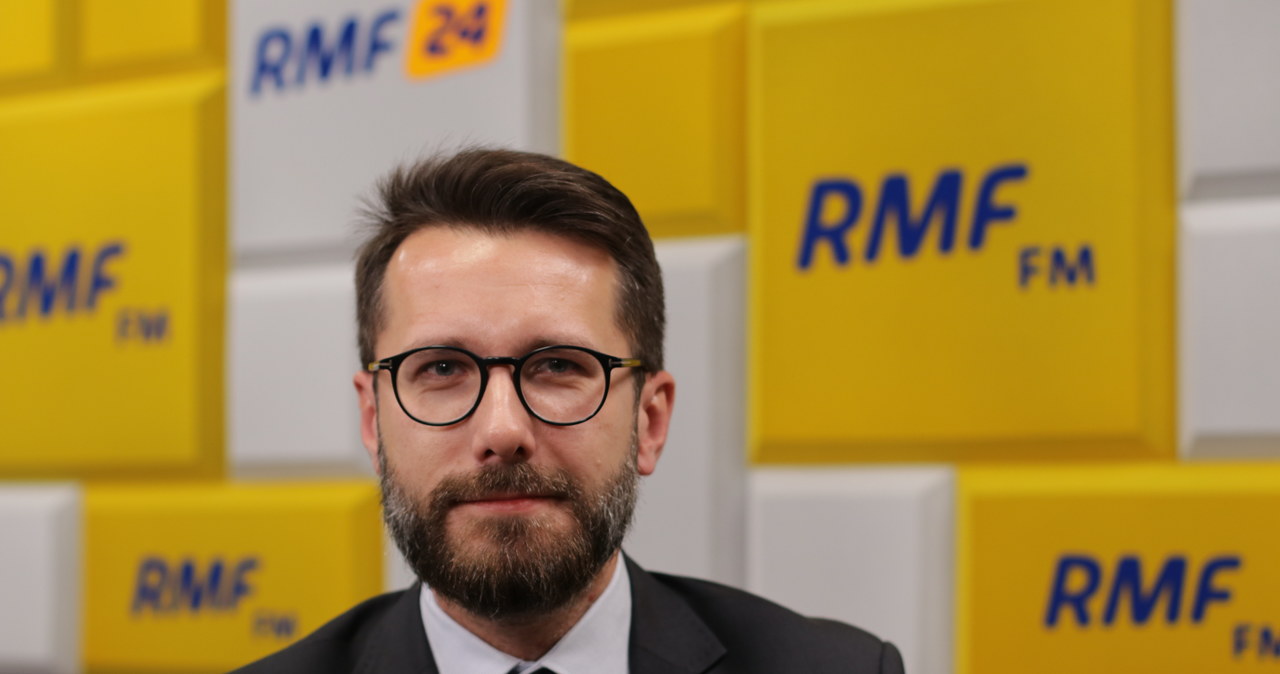 Fogiel: To nie jest tak, że posła kupuje się w każdym sklepie w posłami