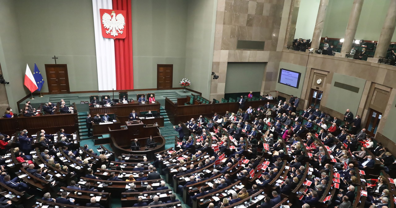 Sejm uchwalił „lex TVN”. Teraz czas na decyzję prezydenta