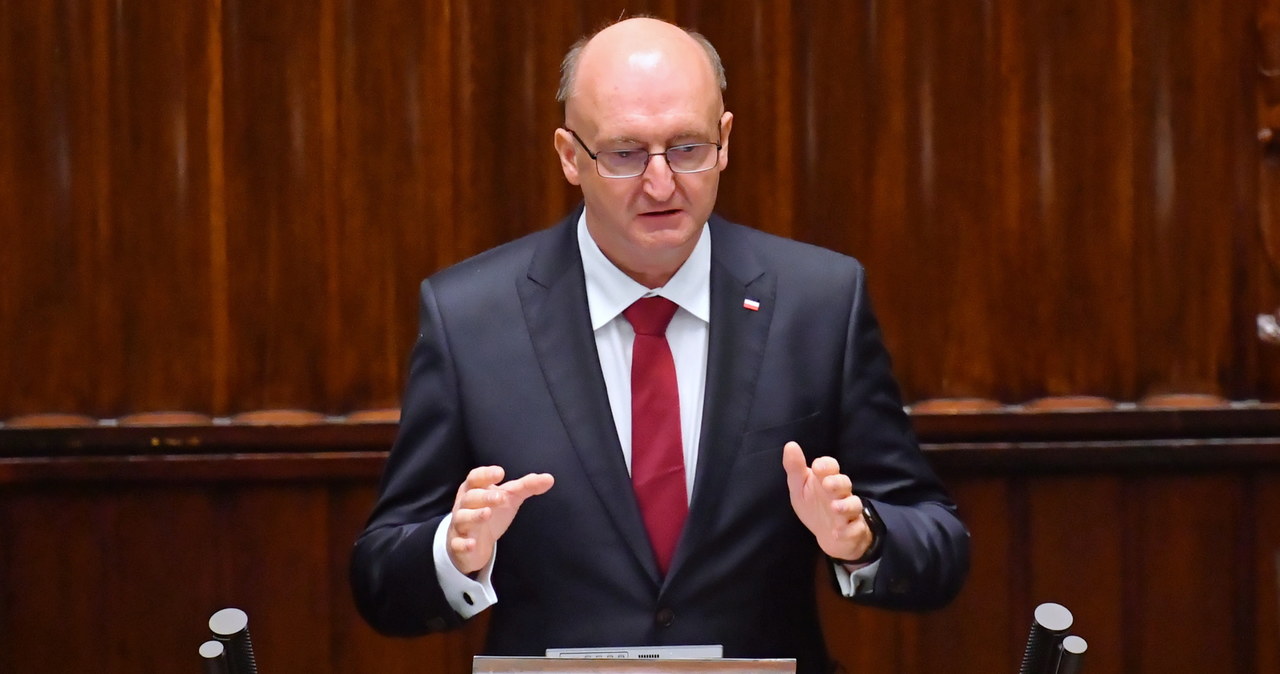 Wiceszef MSZ o delegacji NIK w Mińsku: Zdrada państwa