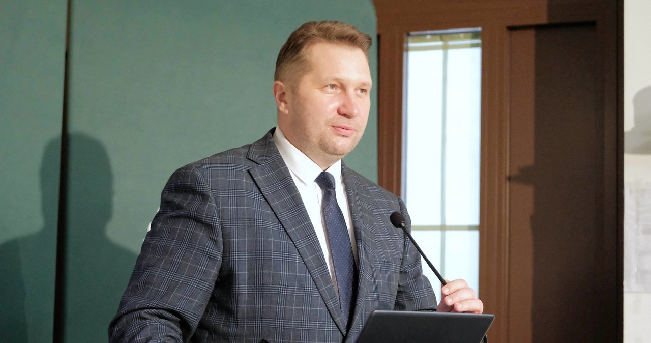 Czarnek o Tusku: Jest frustratem, który czegoś się boi