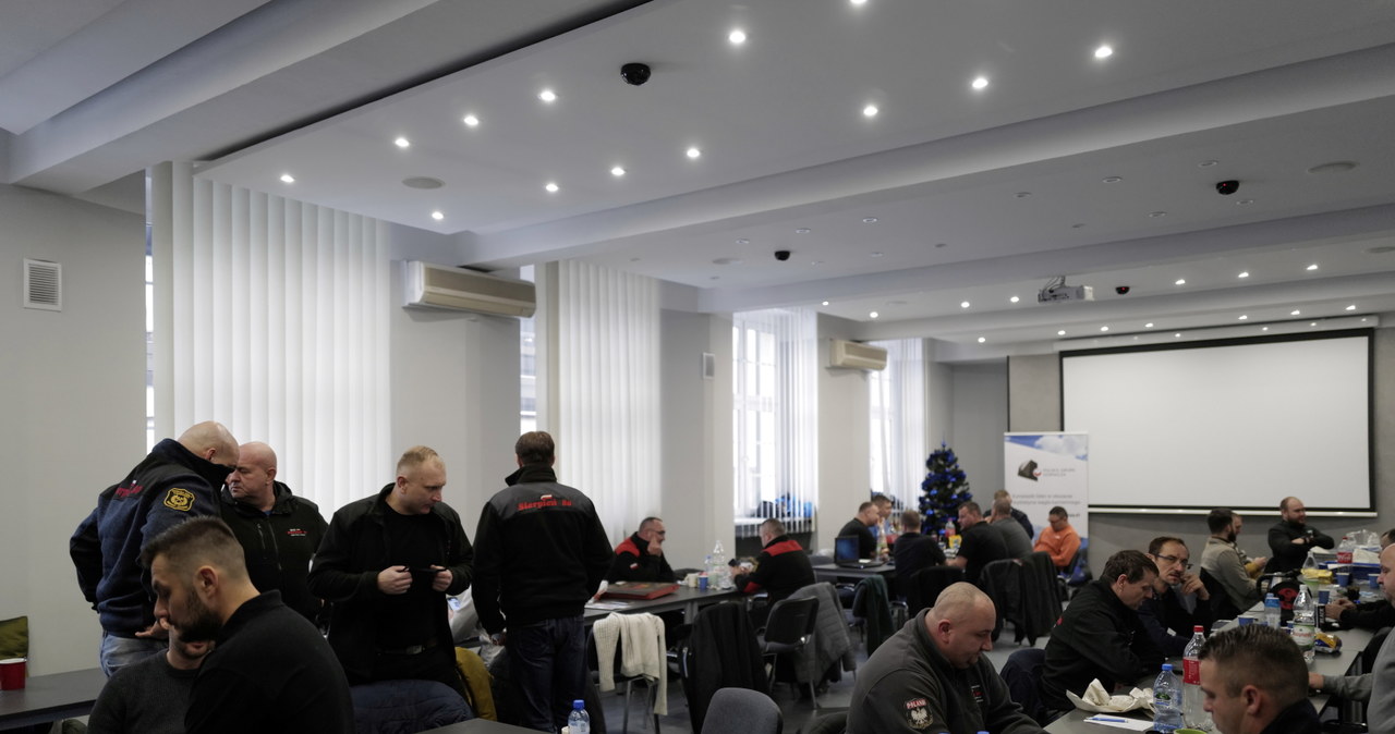 Protest górników w siedzibie PGG. Ruszyły negocjacje