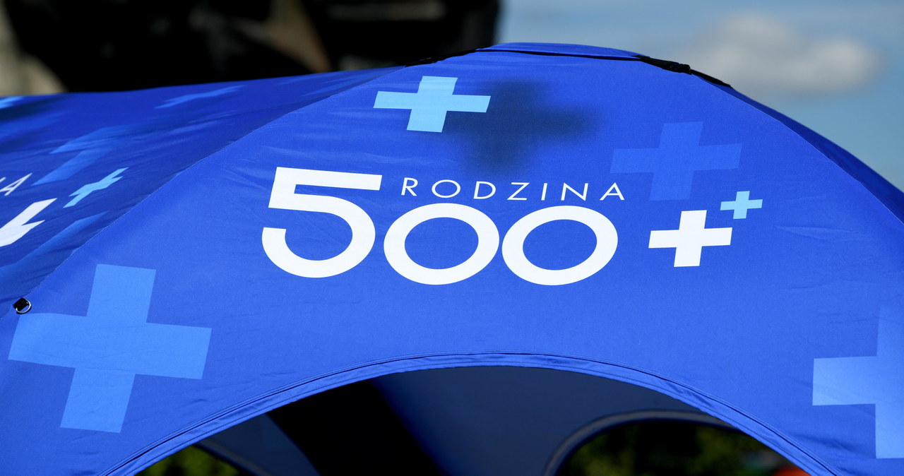 Program 500 plus. Kiedy trzeba złożyć nowy wniosek?
