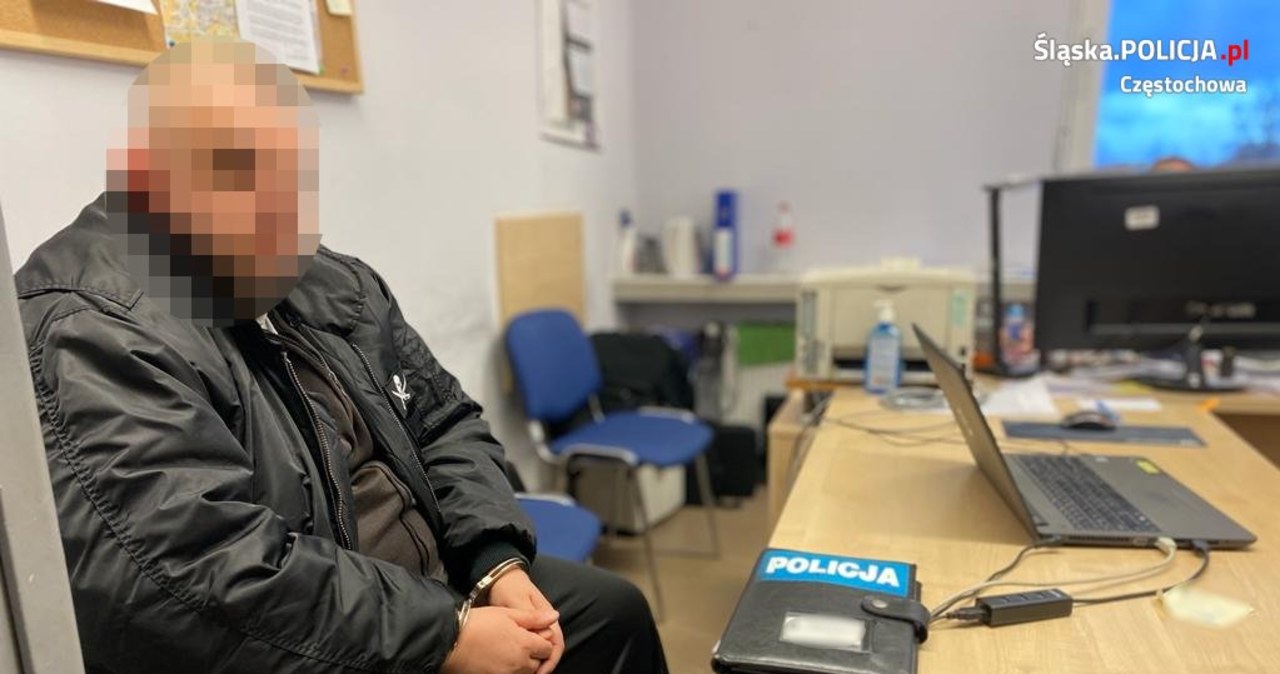 Częstochowa: Wysadzili dwa bankomaty, próbowali je okraść