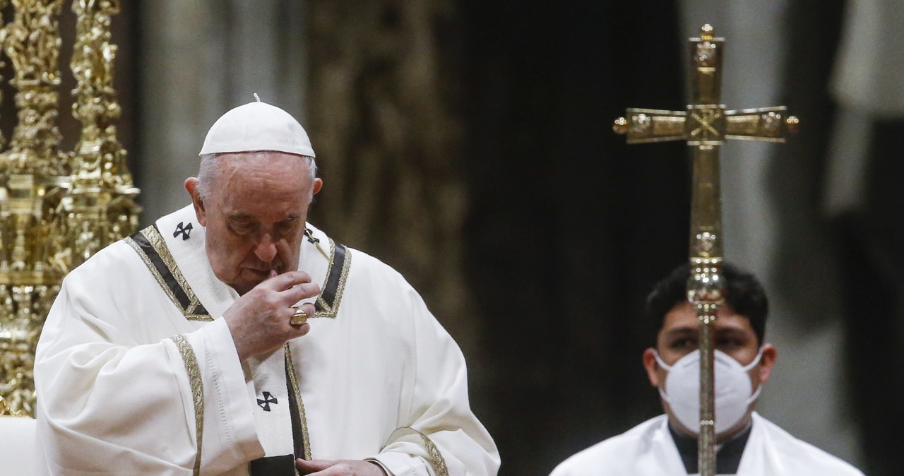 Papież: Jezus rodzi się, aby służyć, a my spędzamy lata na pogoni za sukcesem