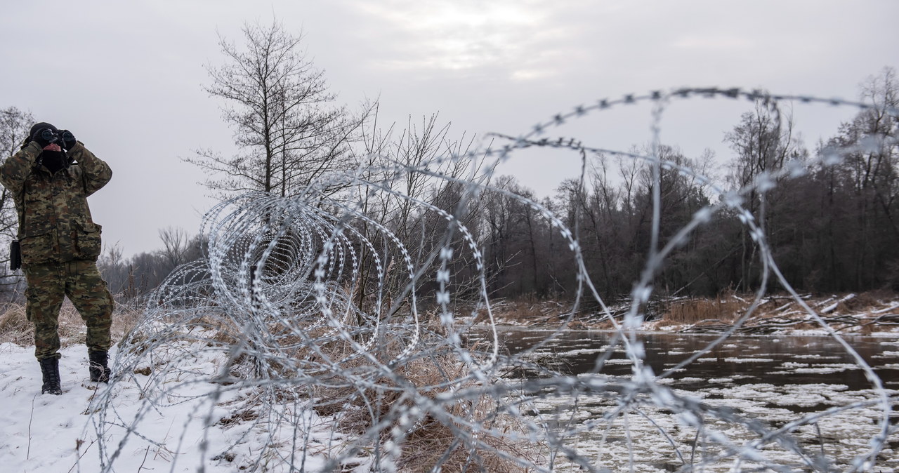 Straż Graniczna: Białoruscy żołnierze uszkodzili zasieki na granicy