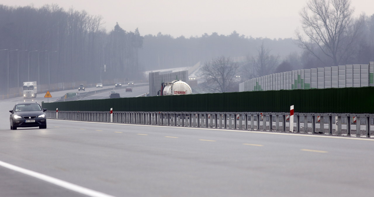 Adamczyk o opłatach za przejazd autostradą: Będą na kolejnych odcinkach