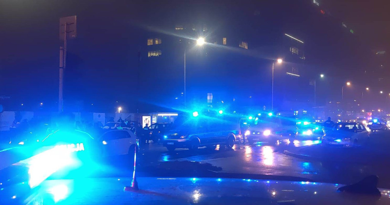 Warszawa: Nocny pościg za piratem. Gruzin zdemolował kilkanaście aut