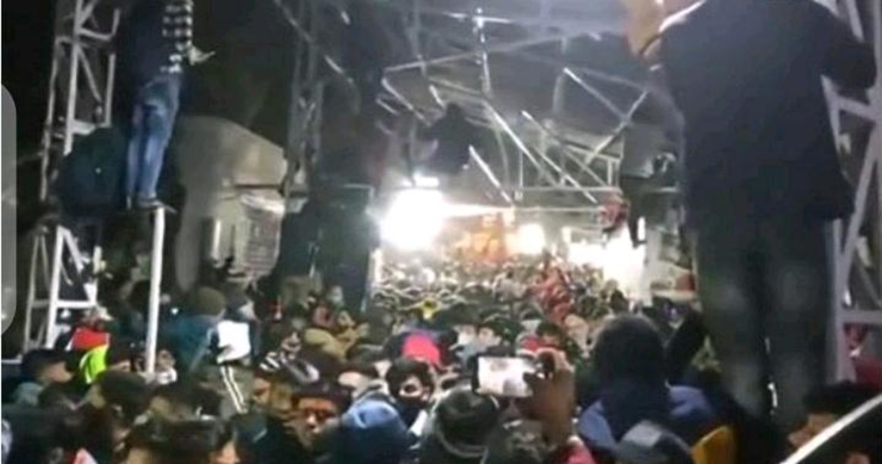 Tragedia w hinduskiej świątyni. Są zabici i ranni