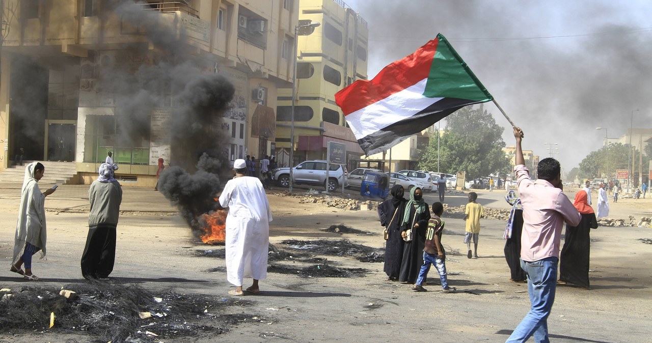 Premier Sudanu podał się do dymisji