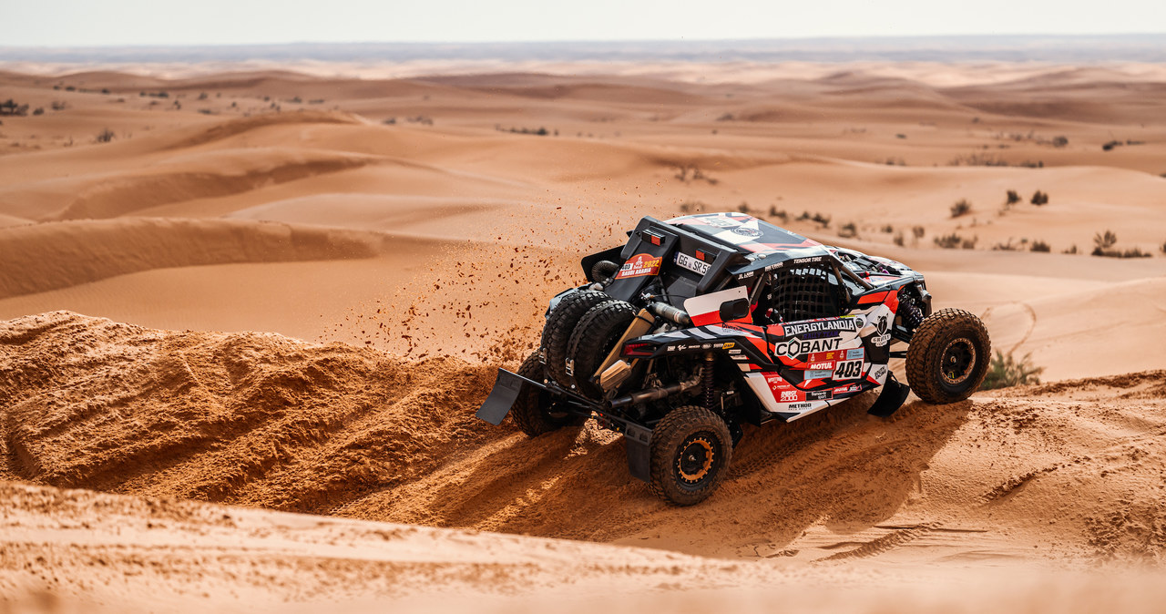 Rajd Dakar: Michał Goczał i Szymon Gospodarczyk wygrywają etap w klasie SSV!