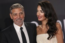 Amal Clooney ma 43 lata i zachwyca formą. Oto jej sekret!