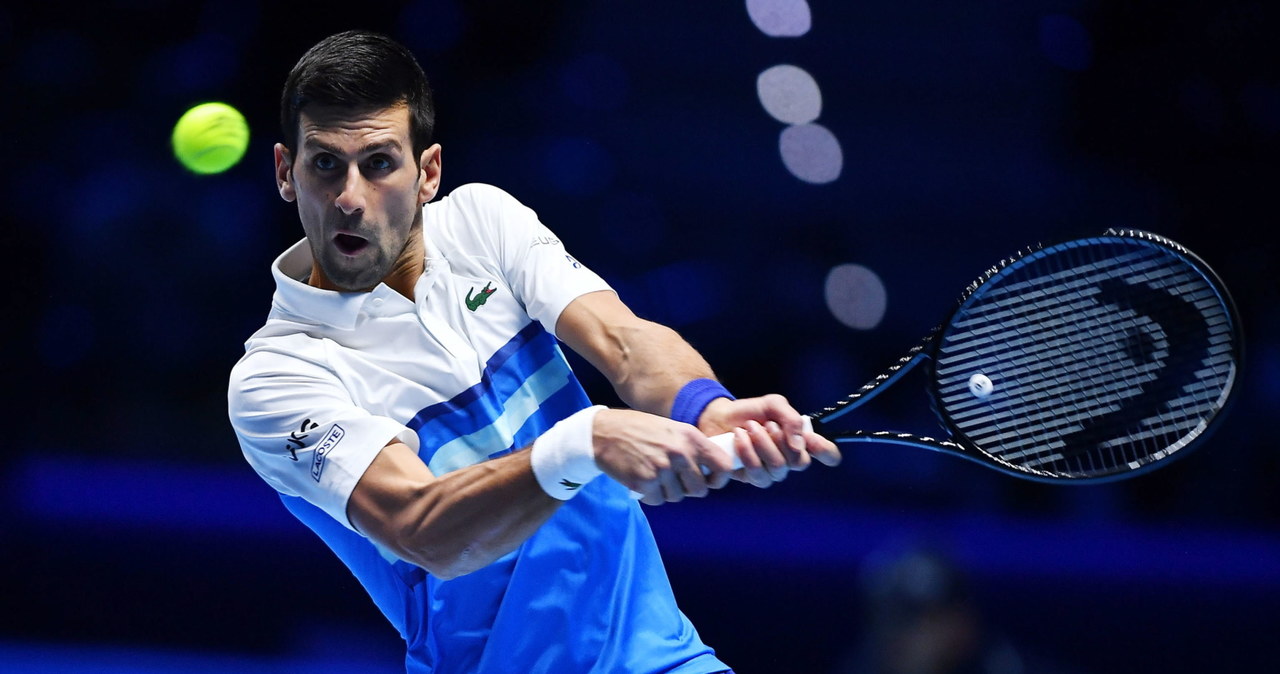 Novak Djoković spędził noc na lotnisku w Australii