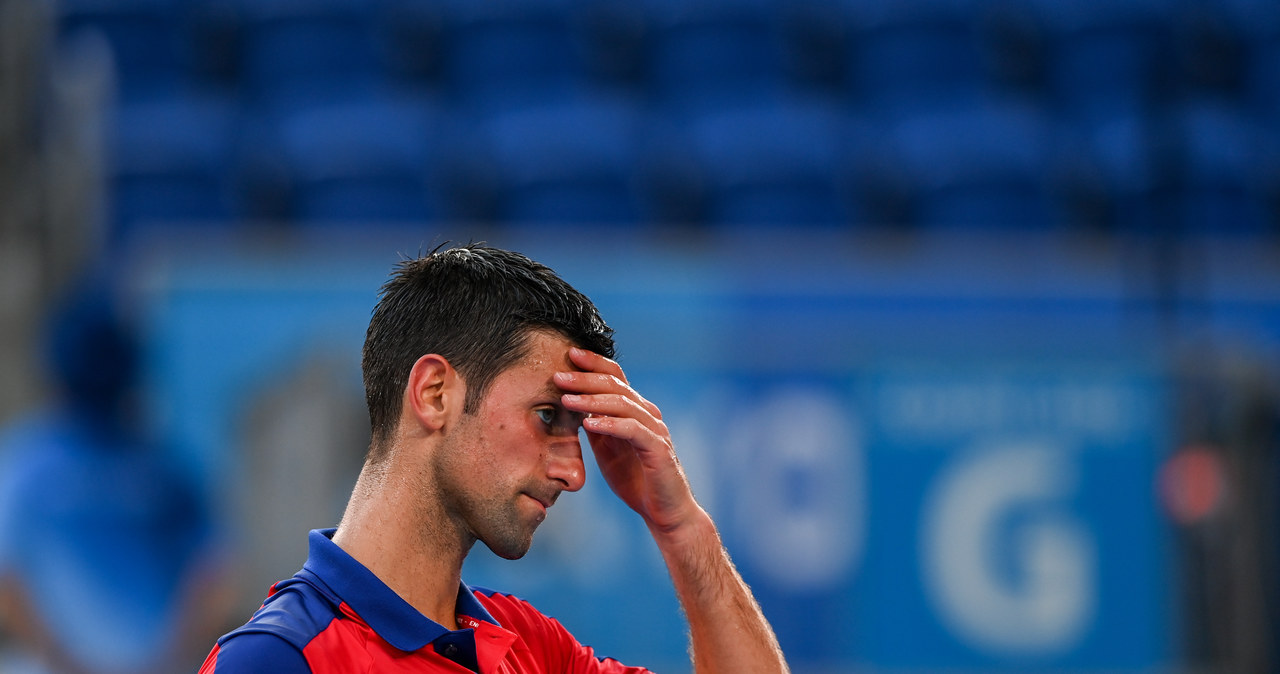 Novak Djokovic w areszcie poczeka na niedzielną rozprawę w sądzie