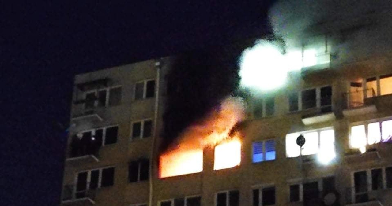 Pożar mieszkania w Toruniu. Trzy osoby zostały ranne