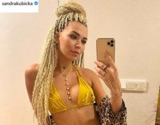 Sandra Kubicka w żółtym bikini. Wiele głosów krytycznych