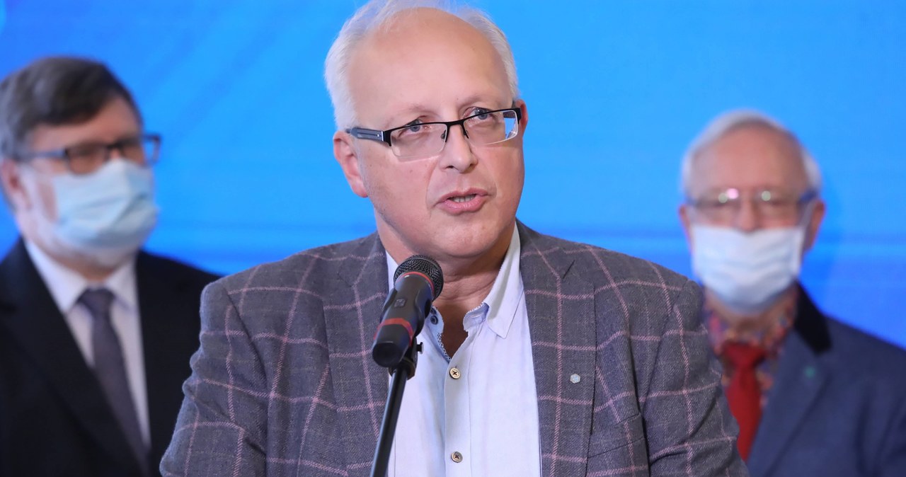 Odejścia z Rady Medycznej. Flisiak: Kluczowy moment był podczas komisji zdrowia