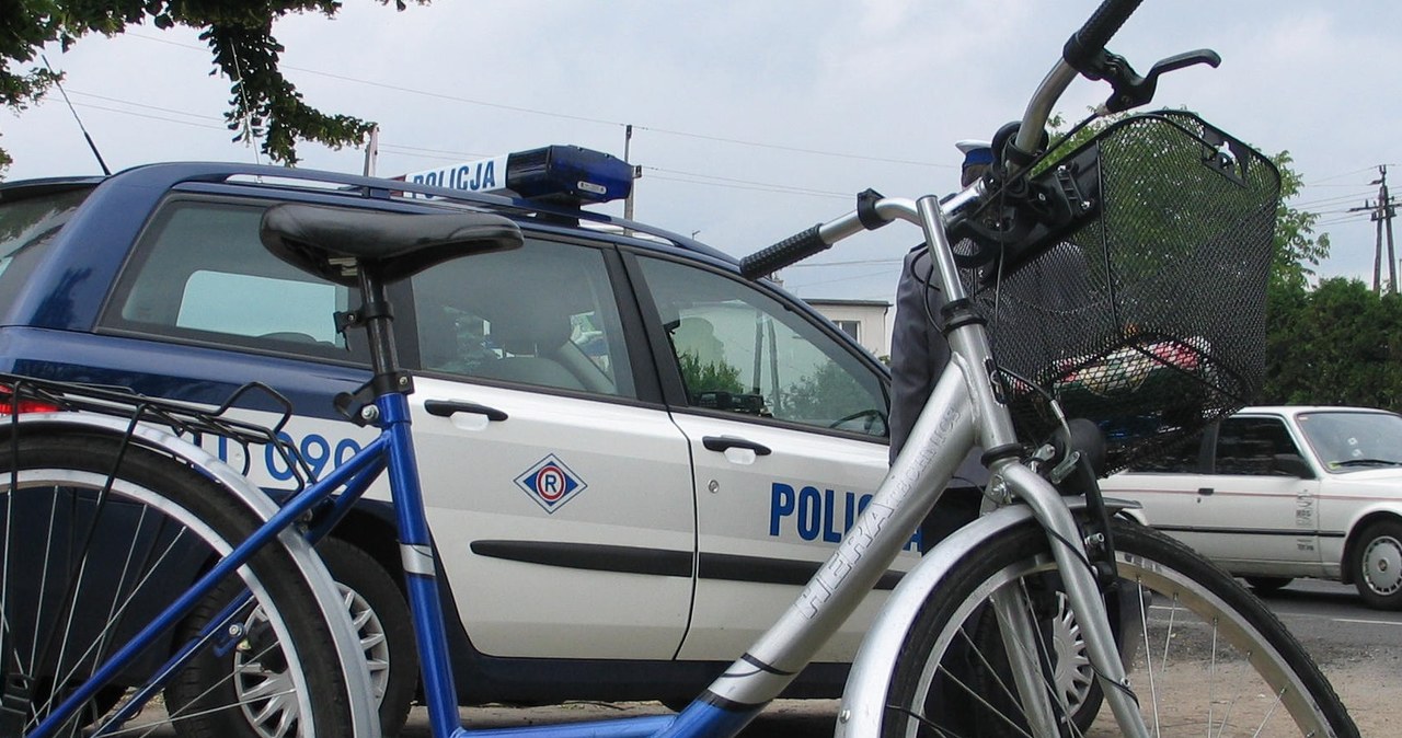 Spadł z roweru, gdy zobaczył straż miejską. Był pijany