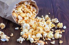 Cała prawda o popcornie. Zdrowy czy szkodliwy?