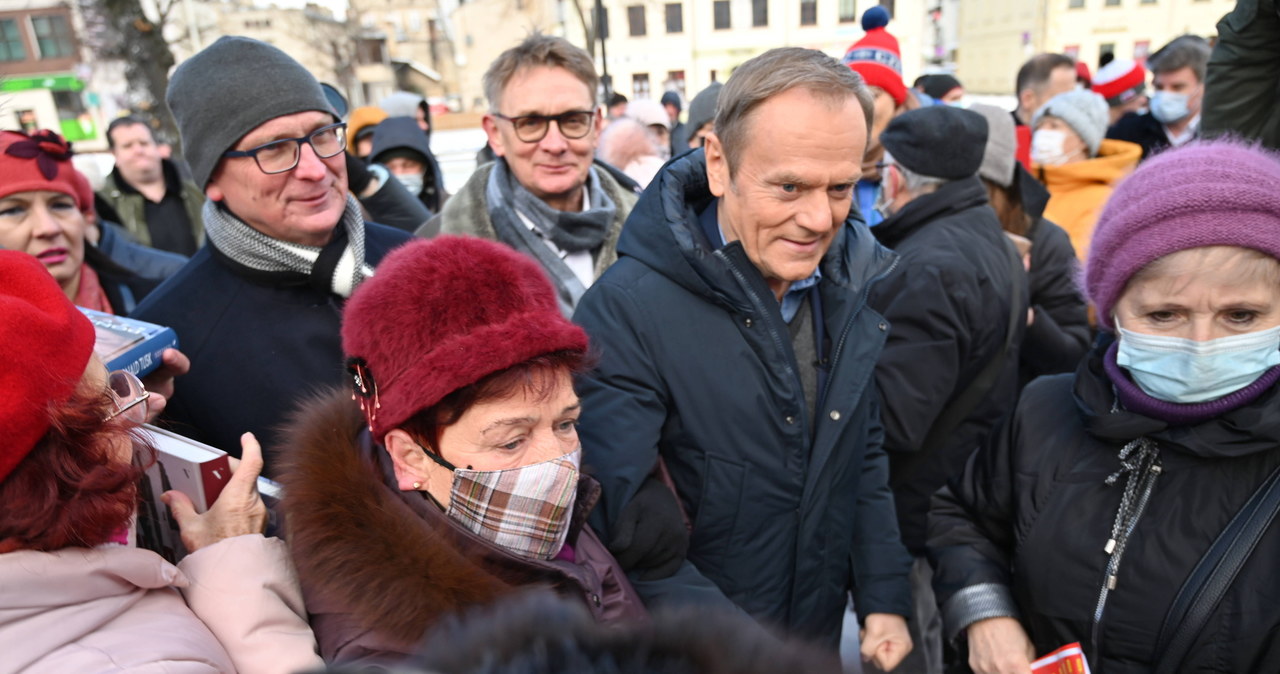 Tusk jeździ po Polsce. „Nikt nie wie, co zrobić z Polskim Ładem”