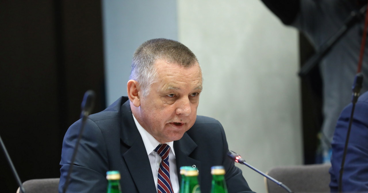 Posiedzenie komisji ws. wyjazdu NIK na Białoruś. Banaś: Atak na mnie