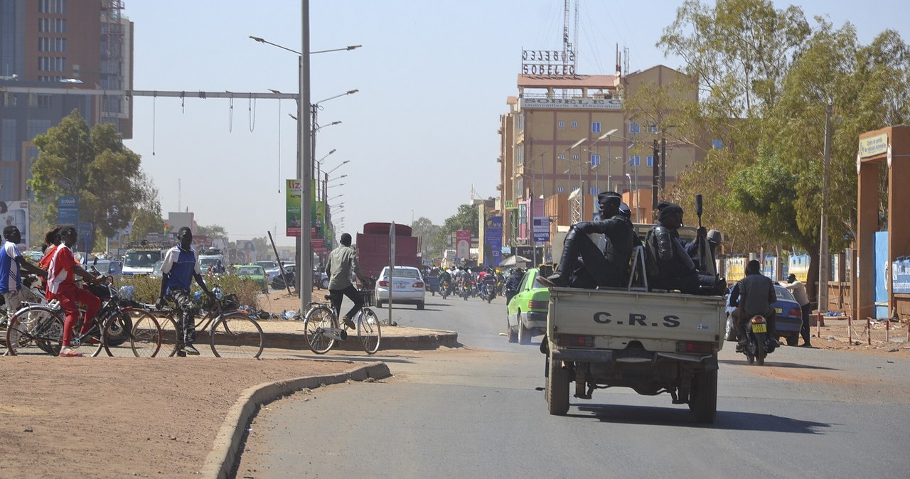 Bunt w Burkina Faso. Armia usunęła prezydenta z urzędu i rozwiązała rząd