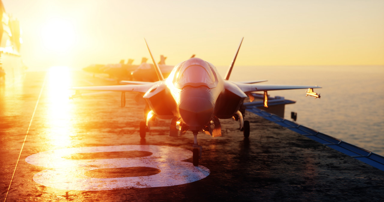 Wypadek samolotu F-35 na amerykańskim lotniskowcu. Są ranni
