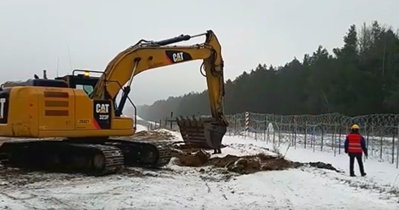 Ruszyła budowa zapory na granicy polsko-białoruskiej