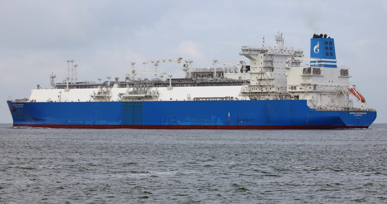 „Marszałek Wasilewski” w Kaliningradzie. Gazprom testuje dostawy LNG do enklawy