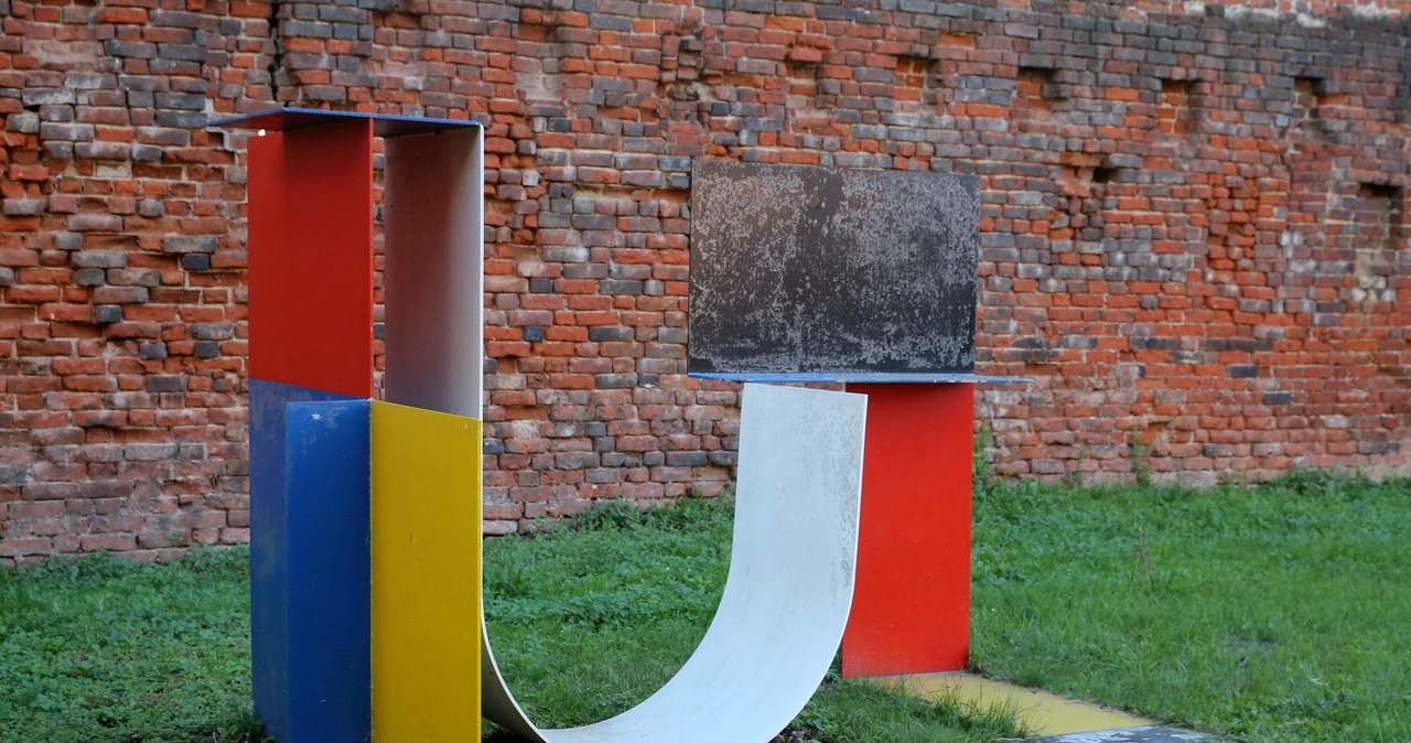 Wybitna rzeźbiarka z trudną historią. Katarzyna Kobro w Google Doodle