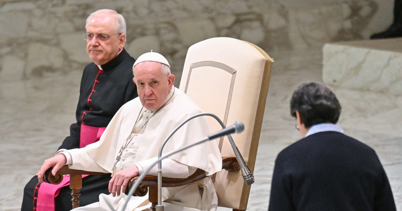 Franciszek ma problemy z kolanem. Żart papieża w czasie audiencji