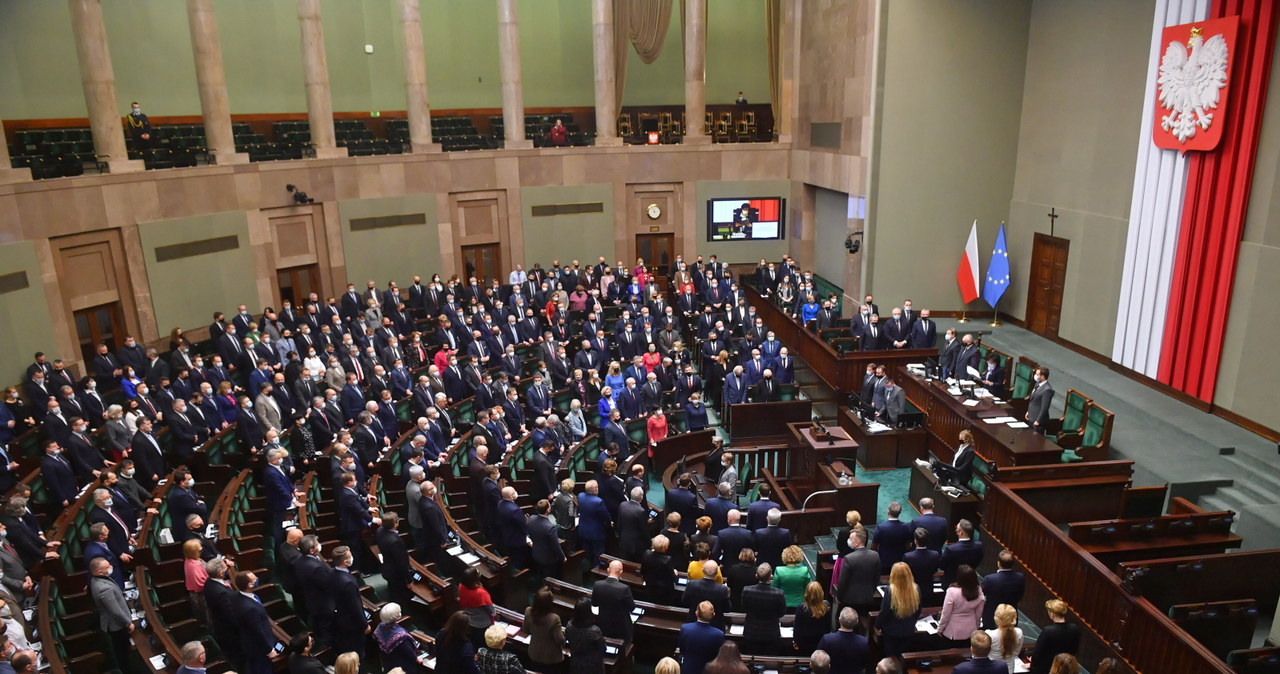 Sejm przyjął uchwałę w sprawie Ukrainy. Zaapelował do NATO i Unii Europejskiej