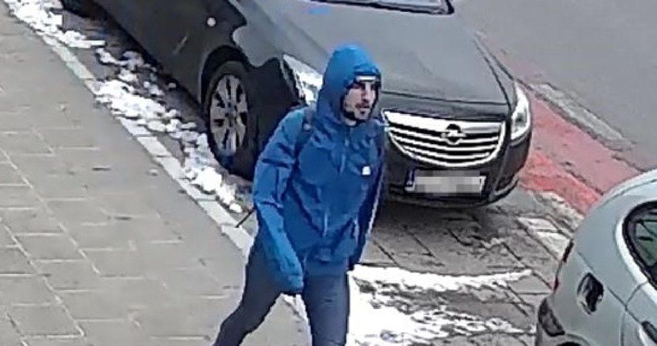 Atak kwasem w Kaliszu. Policja publikuje nowe nagranie
