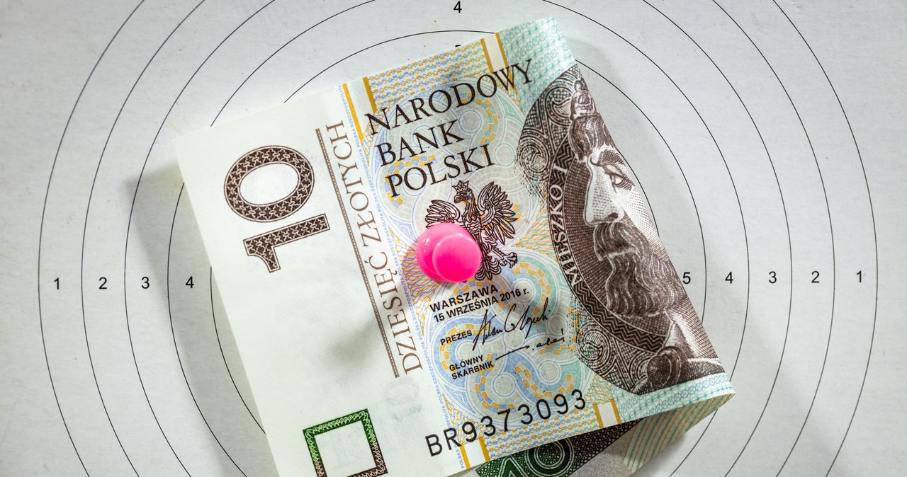 „Rz”: Kosztowny turniej piłkarski z udziałem polskich posłów