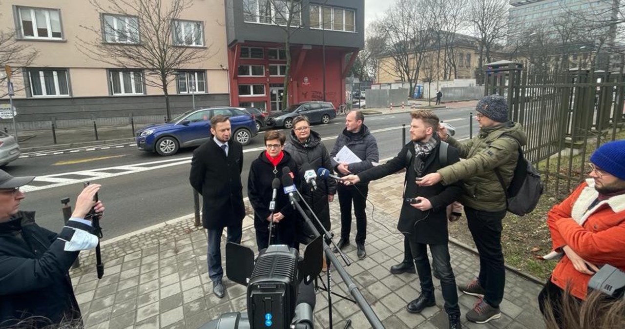 Kontrola poselska w Małopolskim Kuratorium Oświaty. W tle „lex Czarnek”