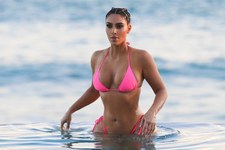 Kim Kardashian promuje swoją bieliznę! Zachwyca na zdjęciach