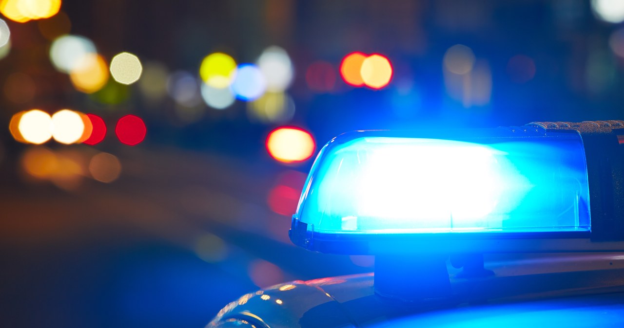 Zderzenie ciężarówki z osobówką. Nie żyje jedna osoba
