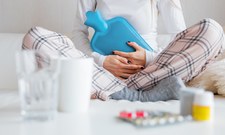 Cykl miesiączkowy a samopoczucie. Jak menstruacja wpływa na nastrój i urodę?