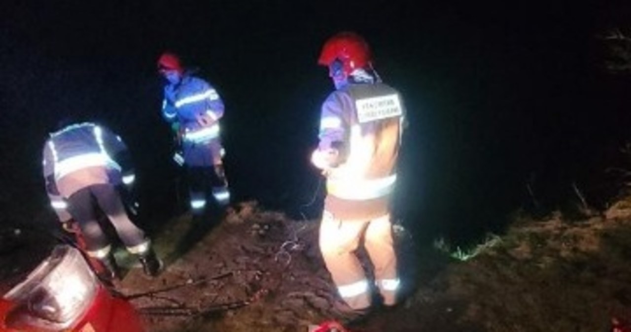 Mężczyzna zsunął się z 30-metrowej skały. Sam wezwał strażaków