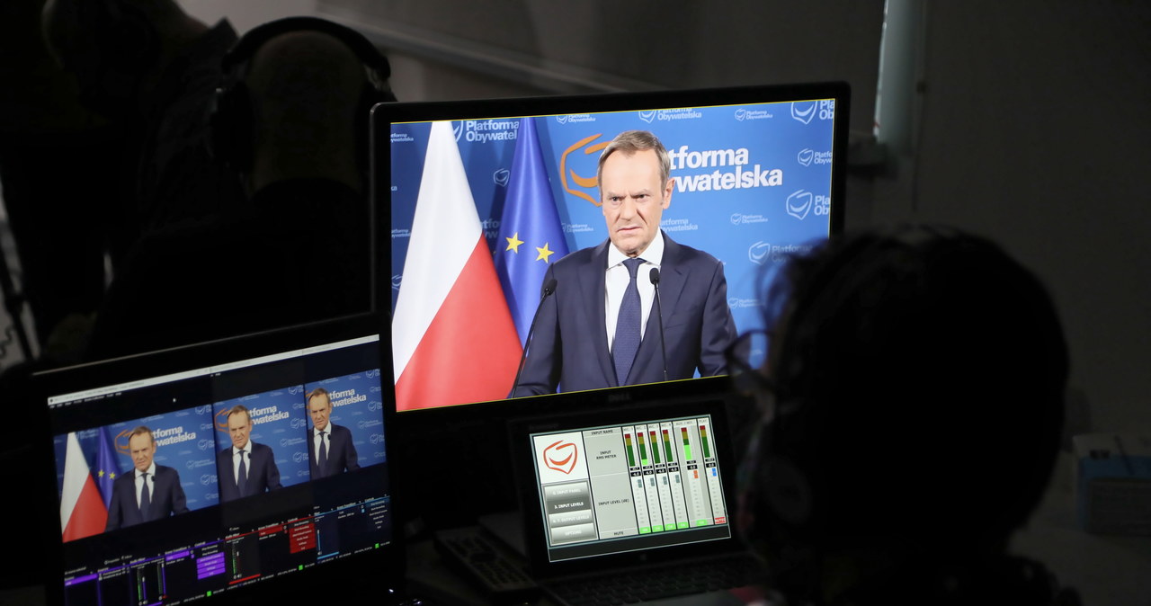 „To nie są patrioci, to są idioci”. Mocny spot Donalda Tuska