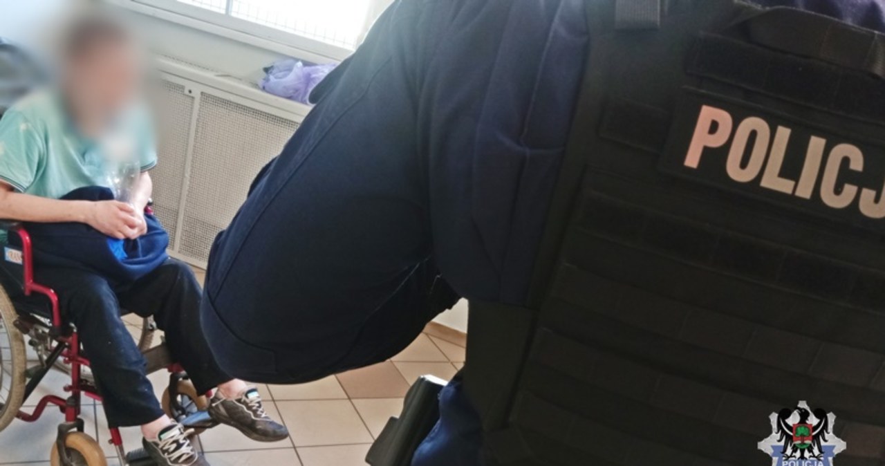 ​Dolny Śląsk: Młotkiem demolował dom i zaatakował policjantów