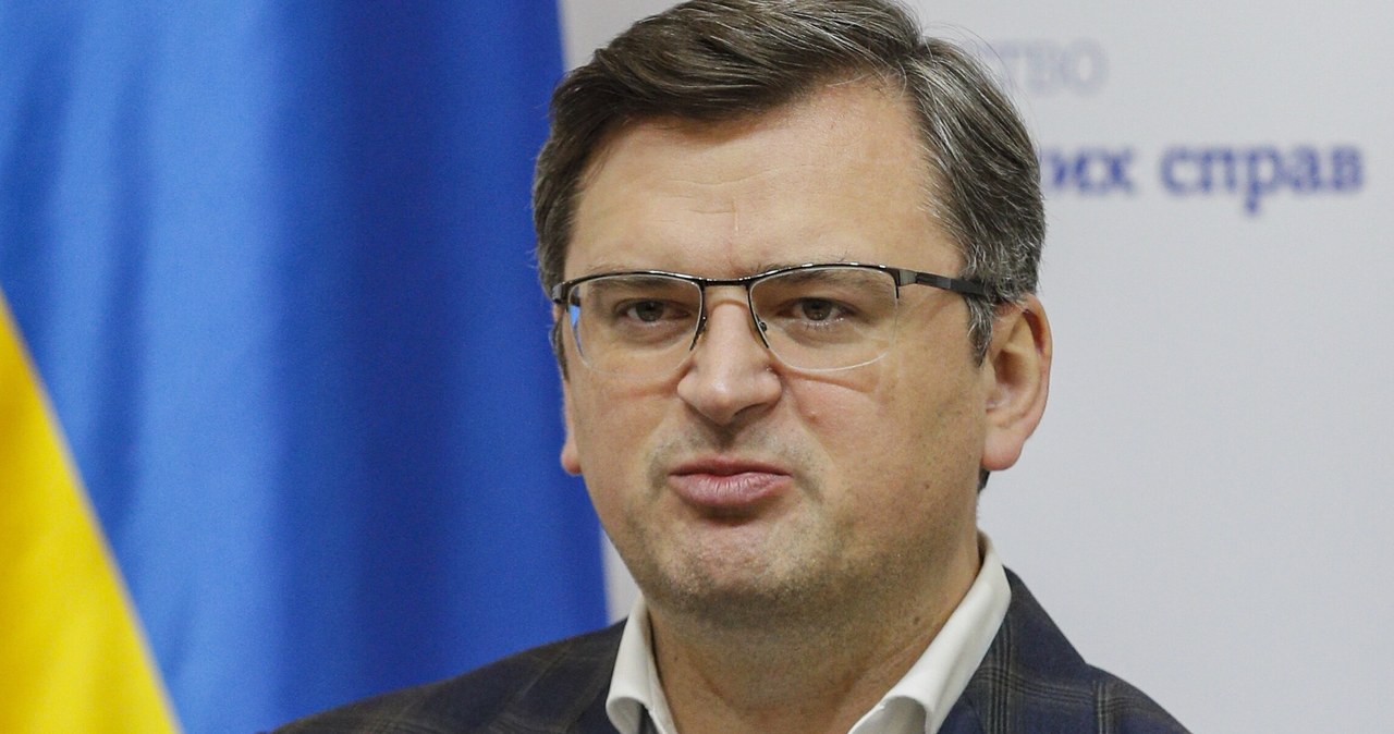Szef ukraińskiego MSZ o wycofywaniu się rosyjskich wojsk: Zobaczymy – uwierzymy