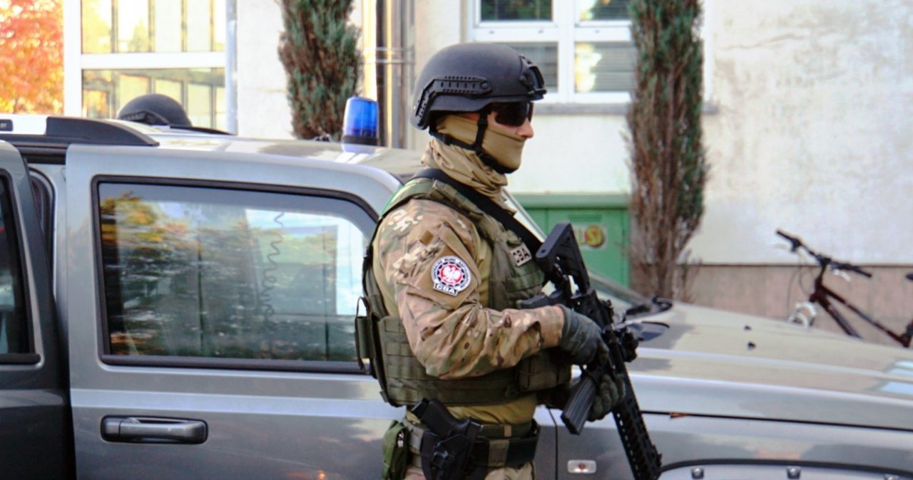 CBA w akcji. 20 osób zatrzymanych ws. „zbrodni vatowskiej”